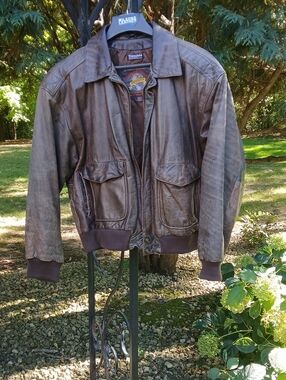Wilsons Leather "Adventure Bound" bomber jacket. V8ntage 80s Sz XL